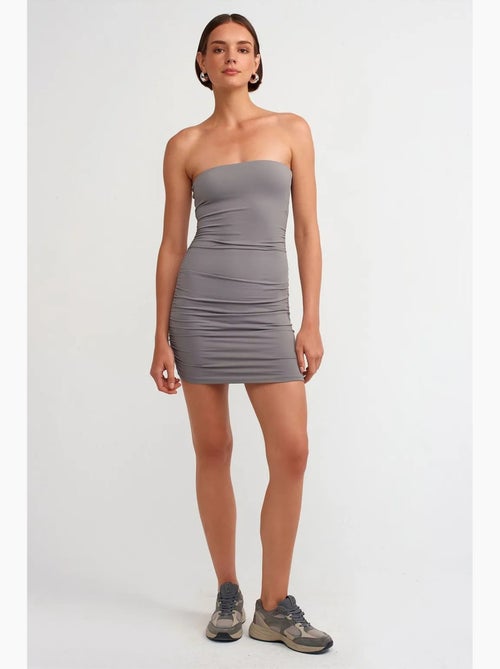 Minivestido bodycon sin tirantes dilvin - Kiabi Minivestido bodycon sin tirantes dilvin - Kiabi