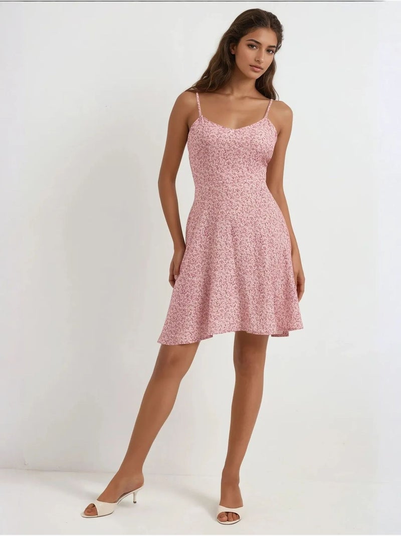 Minivestido con estampado de flores. Hiccup Rosa almendra - Kiabi