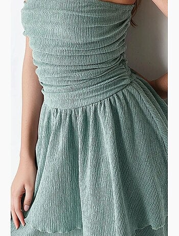 Minivestido con volantes texturizados y sin tirantes hiccup