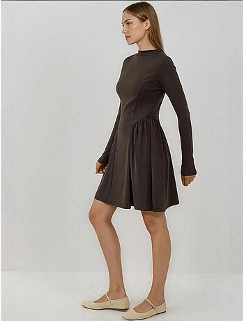 Minivestido texturizado con cuello barco hiccup