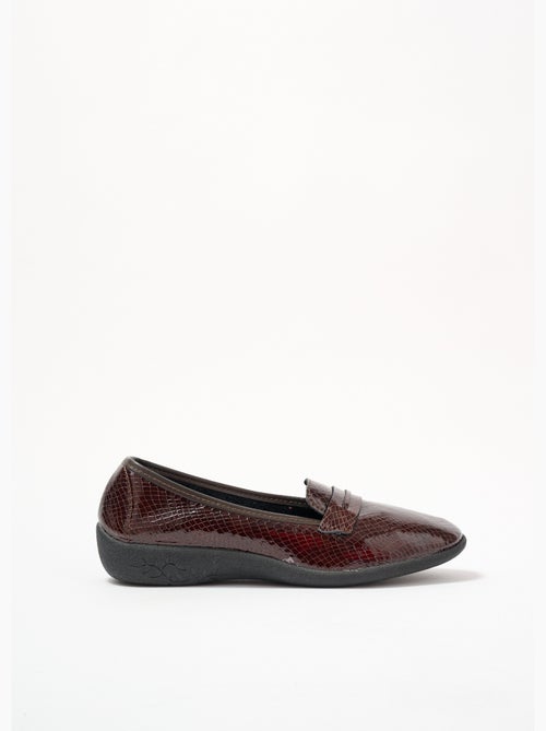 Mocasines anchos de charol efecto cocodrilo - Afibel - Kiabi