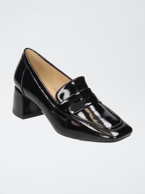 Mocasines charol con adornos fantasía - Kiabi
