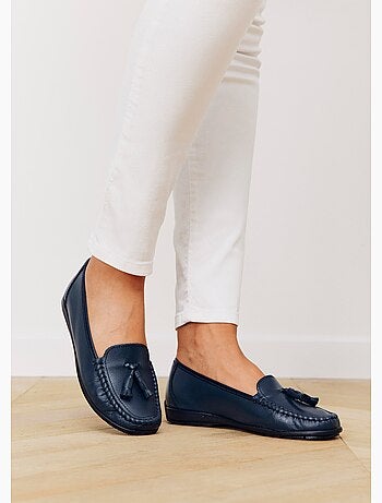 Mocasines cómodos de piel con pompones anchos