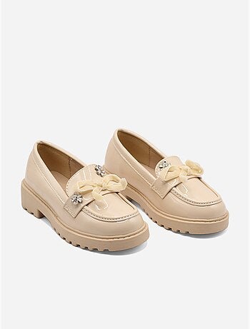 Mocasines con acabado brillante