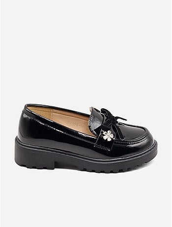 Mocasines con acabado brillante