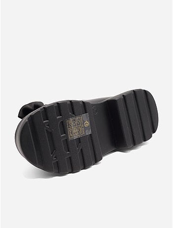 Mocasines con lazos
