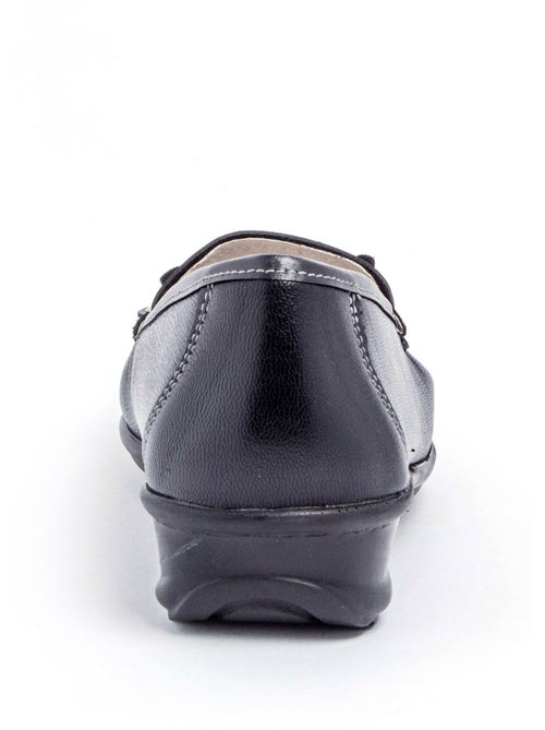 Mocasines cuña de piel con trabilla con flecos - Afibel - Kiabi