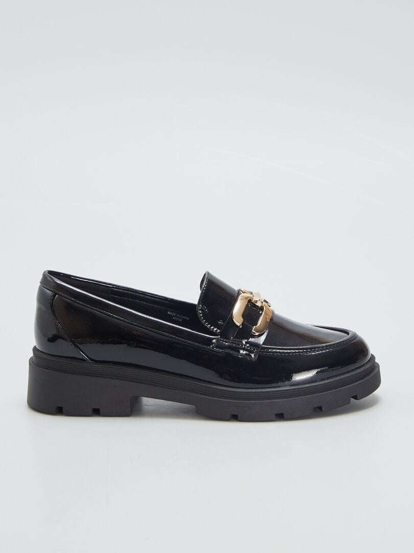 Mocasines de charol con hebilla dorada negro Kiabi 22.00€