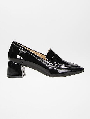 Mocasines de tacón de charol