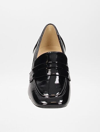 Mocasines de tacón de charol