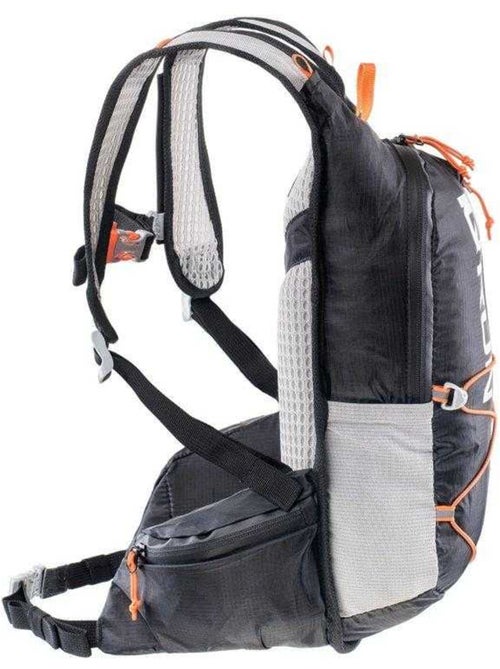 Mochila cross the line ultrarunner 6l - iq - Kiabi Mochila cross the line ultrarunner 6l - iq - Kiabi