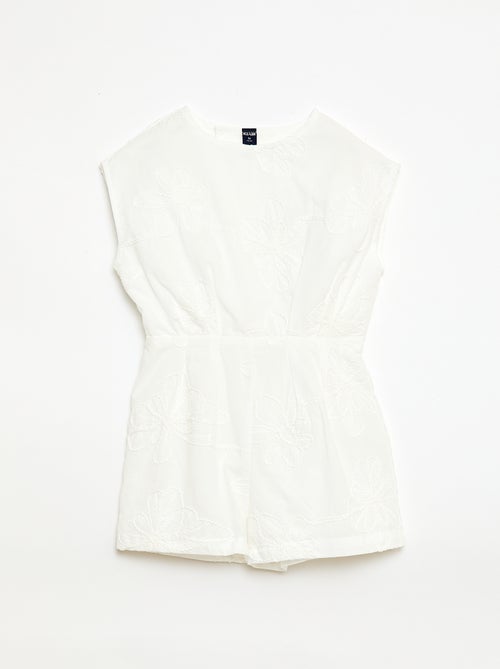 Mono corto con grandes flores bordadas - Kiabi