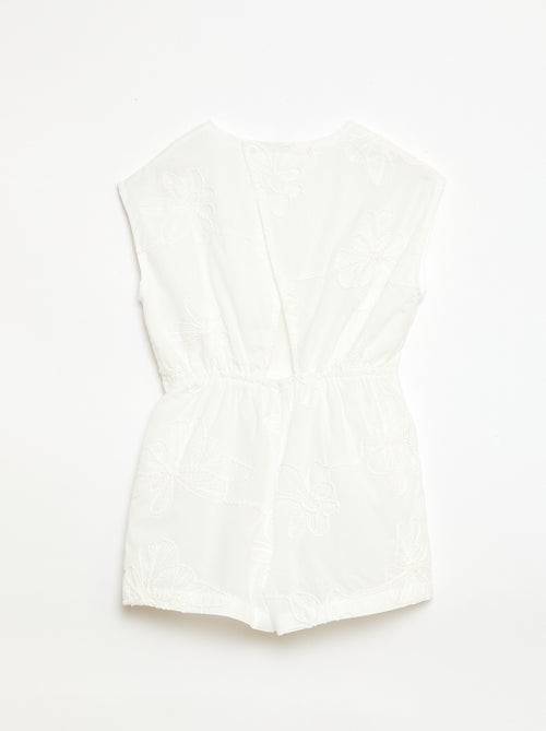 Mono corto con grandes flores bordadas - Kiabi