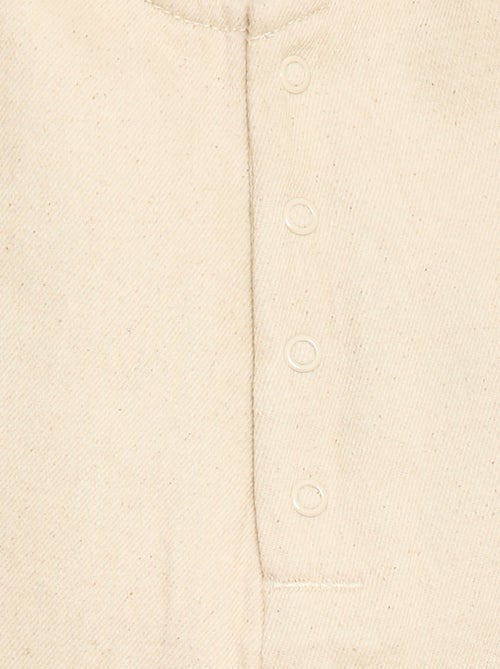 Mono corto en twill con tirantes - Kiabi