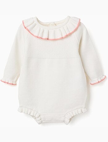 Mono de punto con extremos con volantes