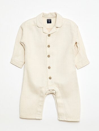 Mono largo con cuello camisero corte relajado