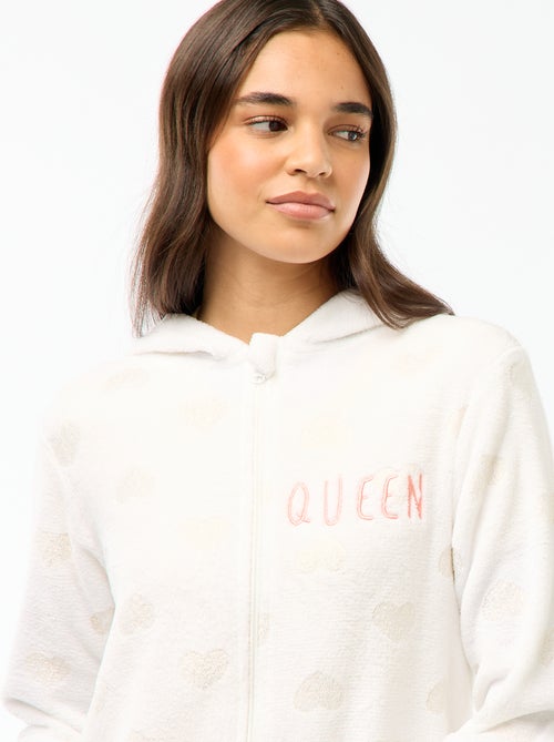 Mono largo polar con motivo de corazones - Kiabi