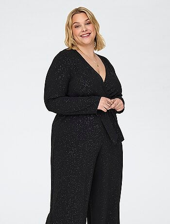 Mono 'Onlycarmak' con cinturón plateado