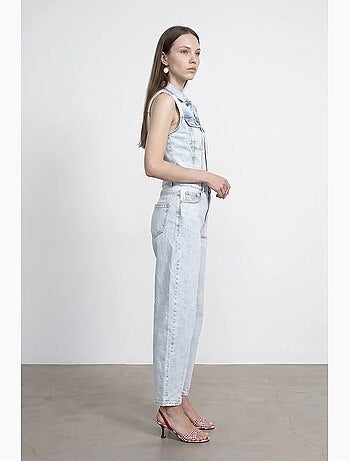 Mono peto de denim de algodón de pernera recta dilvin