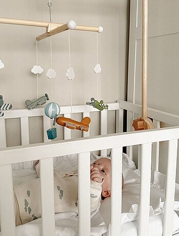 Móvil de madera aviones & globo aerostático | JaBaDaBaDo