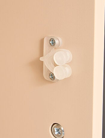 Mueble pequeño, práctico y decorativo para dormitorio infantil