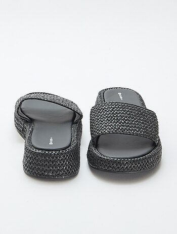 Mule con cuña imitación paja