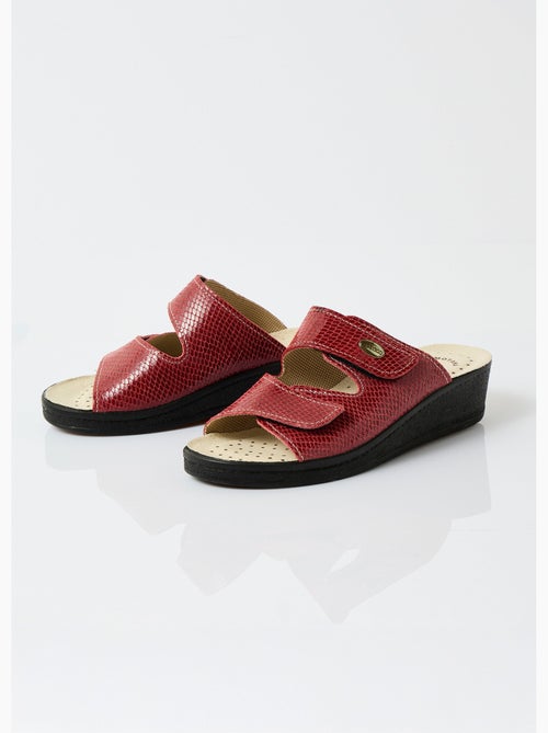 Mules anchos de piel con velcro - Afibel - Kiabi