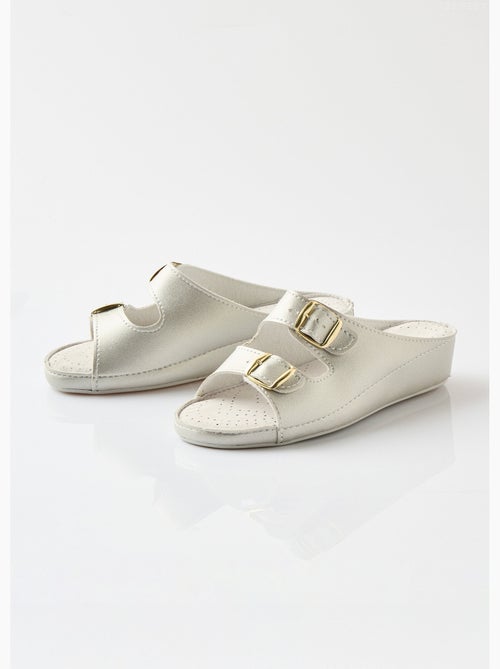 Mules anchos y cómodos con hebillas - Afibel - Kiabi