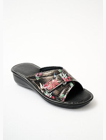 Mules anchos y cómodos de charol estampado - Afibel