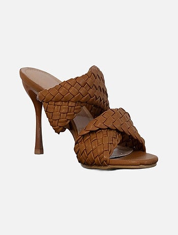 Mules con cuña Kebello