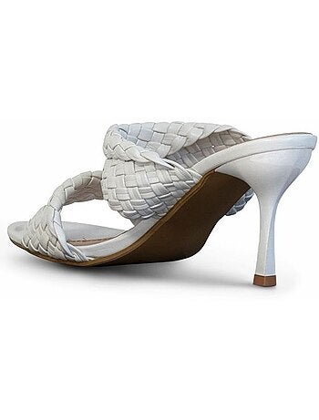 Mules con cuña Kebello