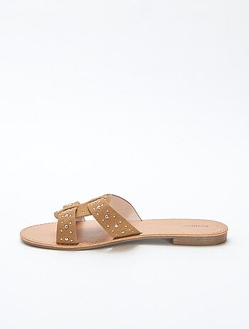 Mules con tira de macramé brillante