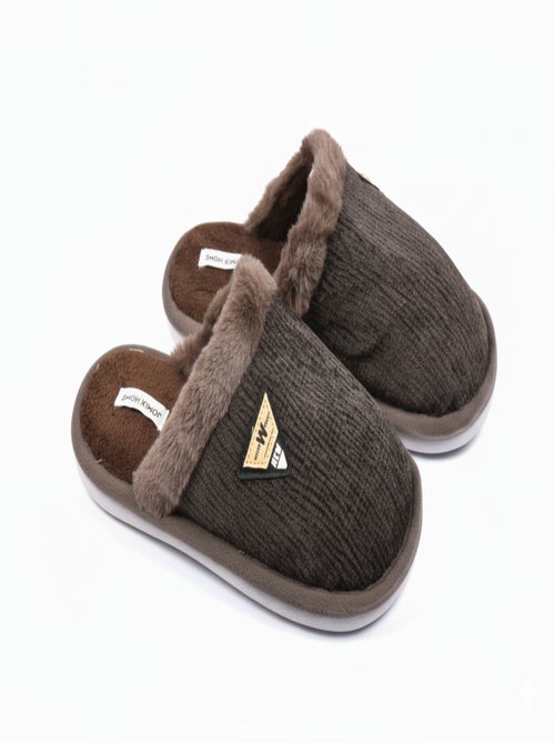 Mules hombre terciopelo ondulado MU9714 - Kiabi