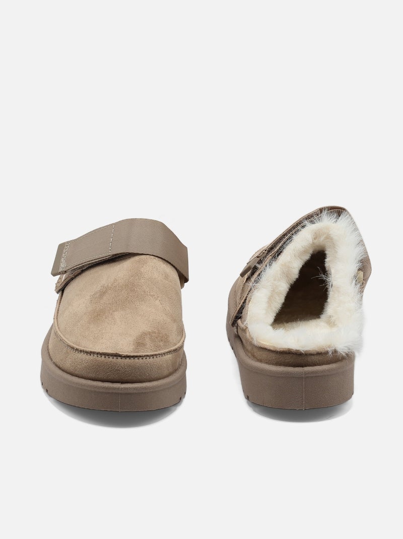 Mules para ponerse - C M Caqui - Kiabi