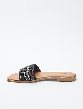 Mules planas con tiras tipo esparto