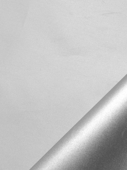 Oscurecimiento y forro térmico con ojales - Kiabi