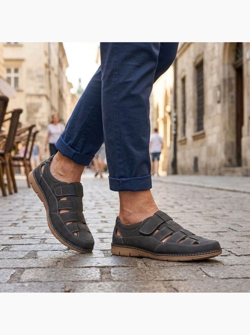 OZABI: sandalias cerradas para hombre, cómodas y frescas para el verano - Kiabi OZABI: sandalias cerradas para hombre, cómodas y frescas para el verano - Kiabi