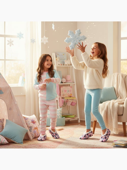 Pack 2 pares pantuflas niña Disney forradas antideslizantes OZABI - Kiabi Pack 2 pares pantuflas niña Disney forradas antideslizantes OZABI - Kiabi