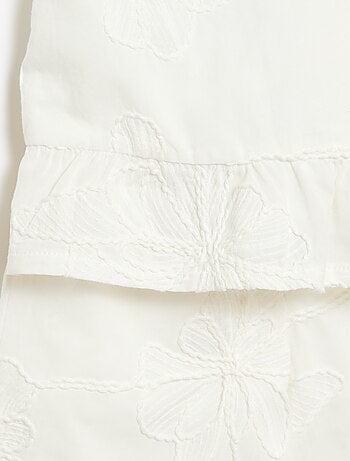 Pack blusa + pantalón con bordados - 2 piezas