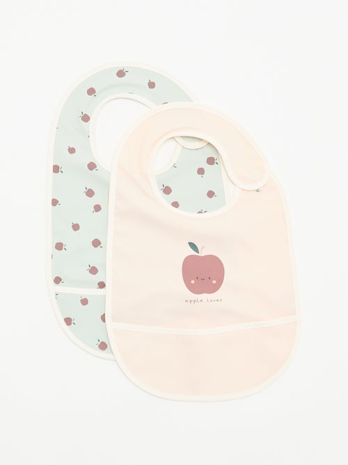Pack de 2 baberos impermeables con estampado - Kiabi Pack de 2 baberos impermeables con estampado - Kiabi