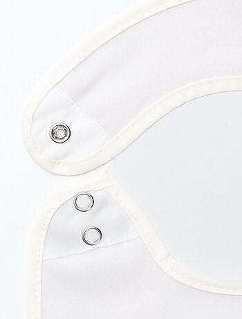 Pack de 2 baberos impermeables con estampado