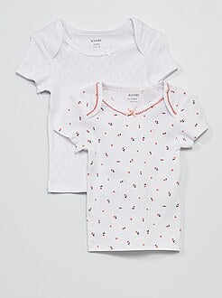 Pericia Pickering Discrepancia Rebajas Camisetas y tops interiores para bebé - Kiabi