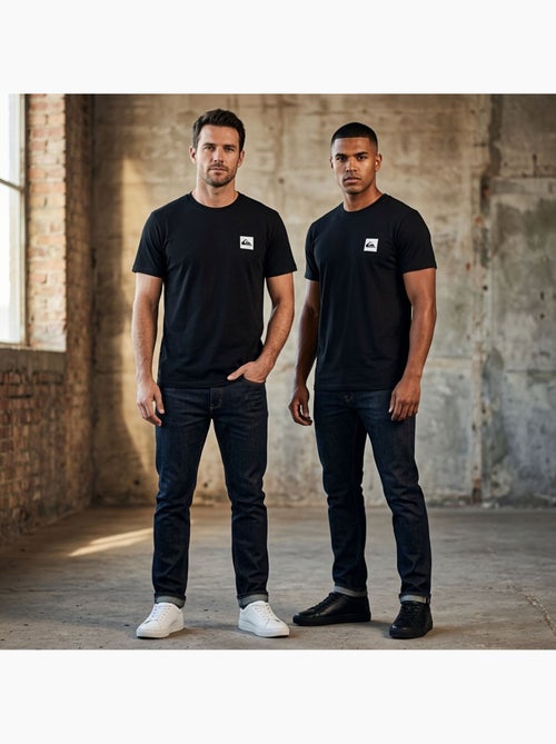 Pack de 2 camisetas hombre algodón cuello redondo o cuello de pico QUIKSILVER - Kiabi Pack de 2 camisetas hombre algodón cuello redondo o cuello de pico QUIKSILVER - Kiabi