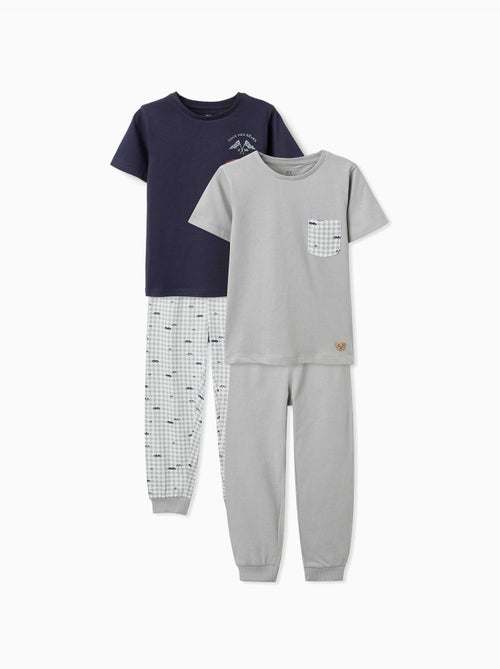 Pack de 2 pijamas de manga corta de algodón con estampados de coches - Kiabi Pack de 2 pijamas de manga corta de algodón con estampados de coches - Kiabi