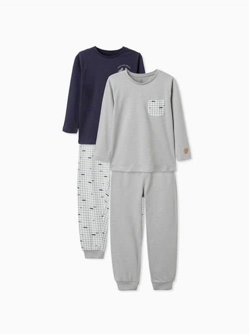 Pack de 2 pijamas largos de algodón con estampados de coches - Kiabi Pack de 2 pijamas largos de algodón con estampados de coches - Kiabi