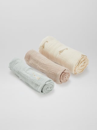 Pack de 3 muselinas - 2 de 60 x 60 y 1 de 100 x 120 cm