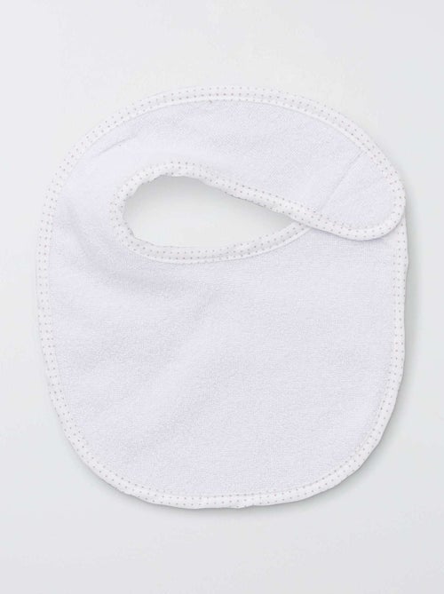 Pack de 7 baberos de rizo con velcro - Kiabi Pack de 7 baberos de rizo con velcro - Kiabi