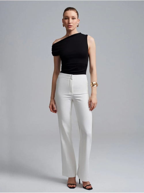 Pantalón acampanado de tiro alto dilvin - Kiabi Pantalón acampanado de tiro alto dilvin - Kiabi