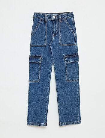 Pantalón ajustado con bolsillos con solapa - corte + cómodo