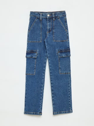 Pantalón ajustado con bolsillos con solapa - corte + cómodo